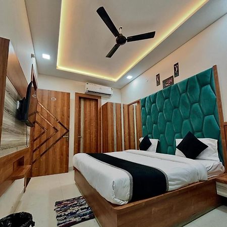 Hotel Blue Terminal Mumbai Ngoại thất bức ảnh