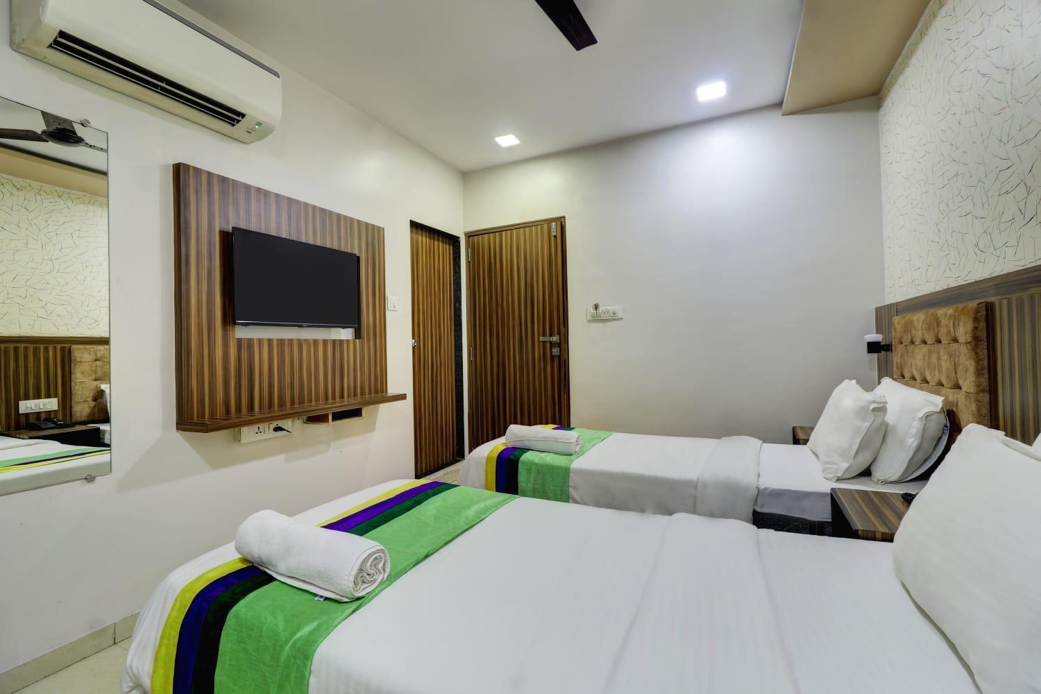 Hotel Blue Terminal Mumbai Ngoại thất bức ảnh