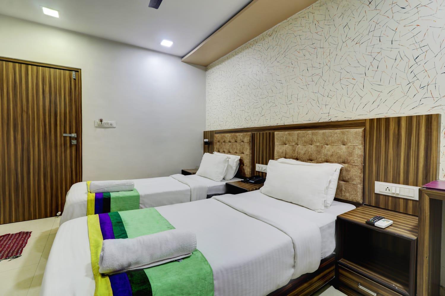 Hotel Blue Terminal Mumbai Ngoại thất bức ảnh